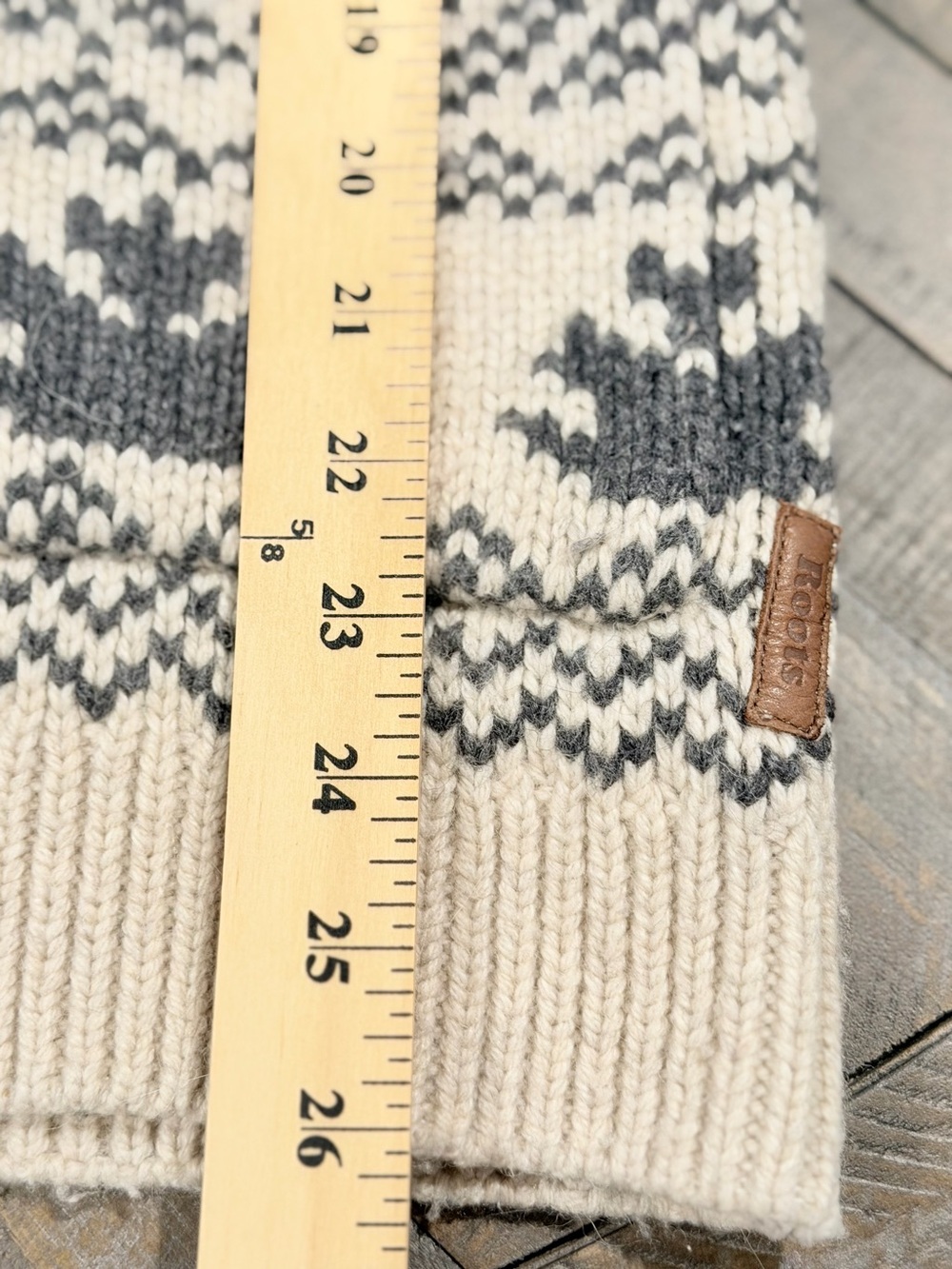 Roots Canada Fair Isle Maple Leaf Zip Cardigan Sweater – Women’s Small - Picture 4 of 5